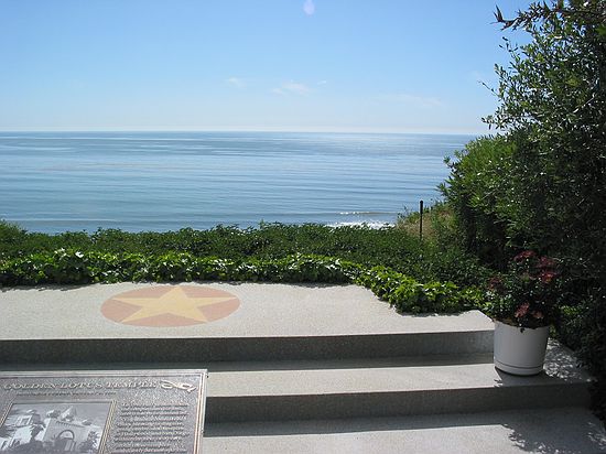 Pacific ocean at Meditation gardens: Yogananda Self-Realization Fellowship, Encinitas, California